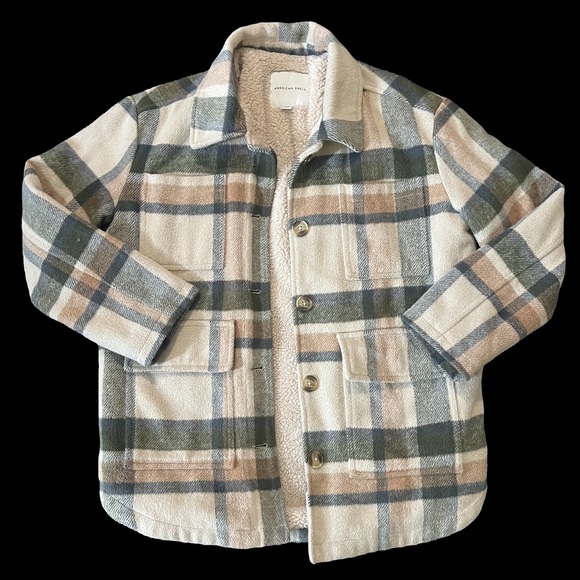 Women’s AE oversized plaid button up shacket - Picture 1 of 2
